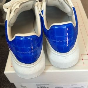 Alexander McQueen white and blue size 39.5